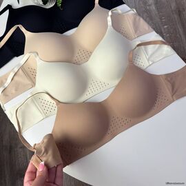 Жіночий безшовний бюстгальтер #1054B, зображення 2