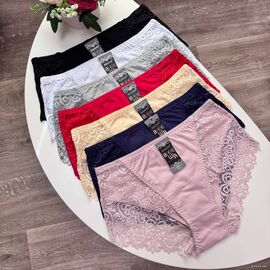 Жіночі бавовняні трусики Biweier #3031 з мереживом