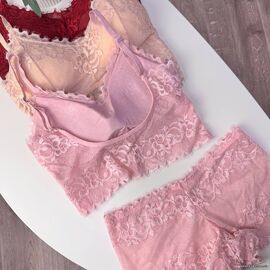 Жіночі мереживні комплекти #576 уцінка, зображення 3