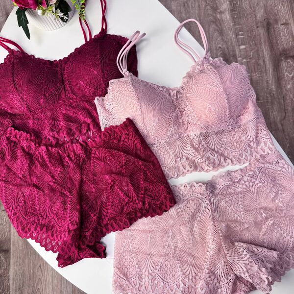 Жіночі мереживні комплекти #578 уцінка